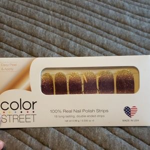 Color Street Hollywood Hills nail strips
